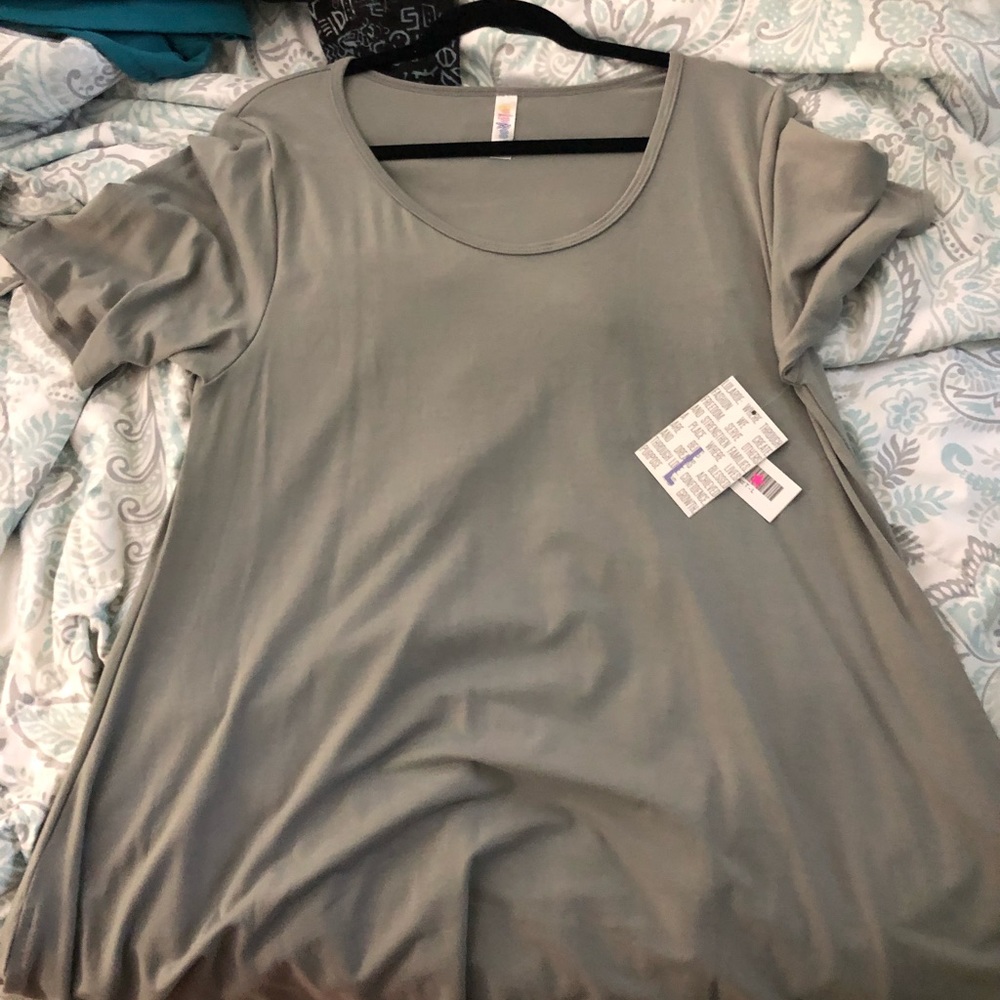 Nwt lularoe perfect tes